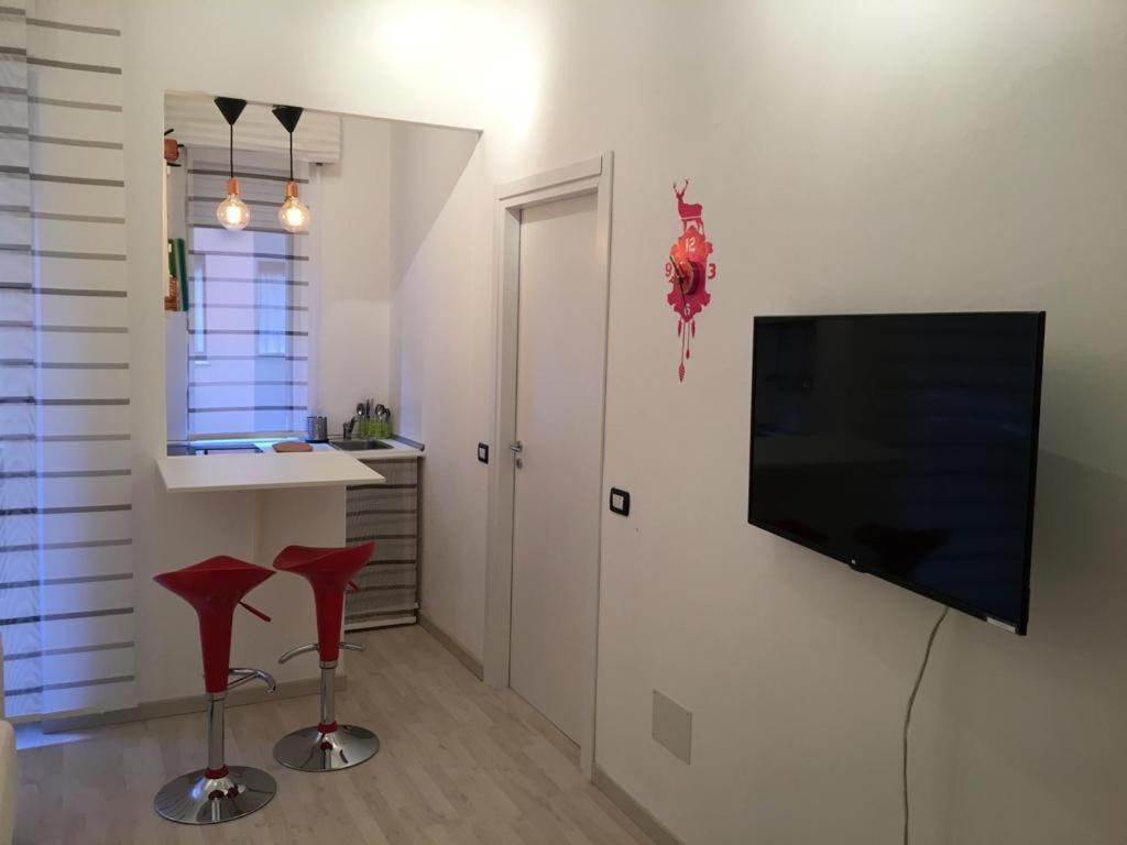 Milan Nice Flat In Red Metro Εξωτερικό φωτογραφία